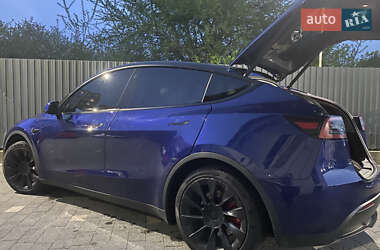 Внедорожник / Кроссовер Tesla Model Y 2021 в 
