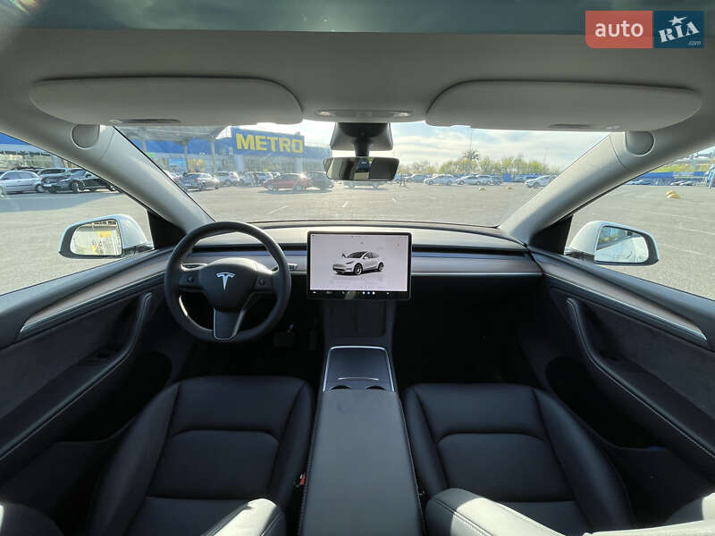 Внедорожник / Кроссовер Tesla Model Y 2023 в Киеве