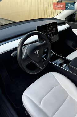 Позашляховик / Кросовер Tesla Model Y 2020 в 