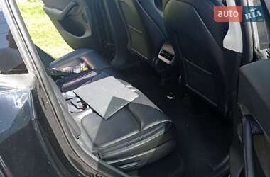 Внедорожник / Кроссовер Tesla Model Y 2021 в 