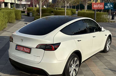 Внедорожник / Кроссовер Tesla Model Y 2023 в 