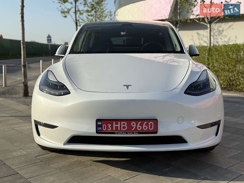 Внедорожник / Кроссовер Tesla Model Y 2023 в Киеве