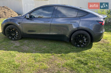 Внедорожник / Кроссовер Tesla Model Y 2021 в 