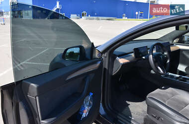 Внедорожник / Кроссовер Tesla Model Y 2022 в 