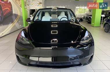 Внедорожник / Кроссовер Tesla Model Y 2024 в 