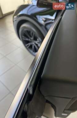Внедорожник / Кроссовер Tesla Model Y 2024 в 