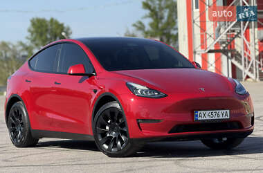 Внедорожник / Кроссовер Tesla Model Y 2022 в 