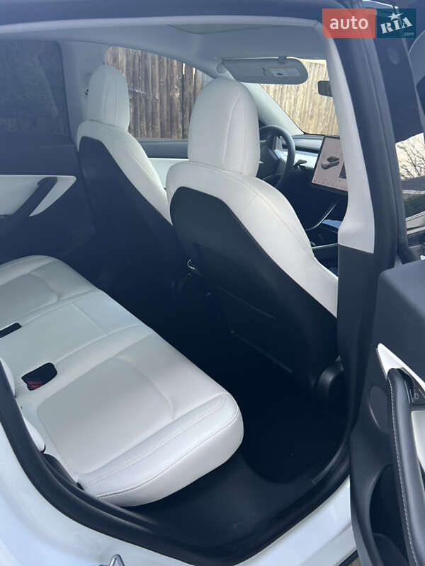 Внедорожник / Кроссовер Tesla Model Y 2021 в Ивано-Франковске фото 5 Внедорожник / Кроссовер Tesla Model Y 2021 в Ивано-Франковске