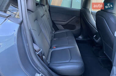 Внедорожник / Кроссовер Tesla Model Y 2023 в 