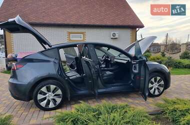 Внедорожник / Кроссовер Tesla Model Y 2023 в 