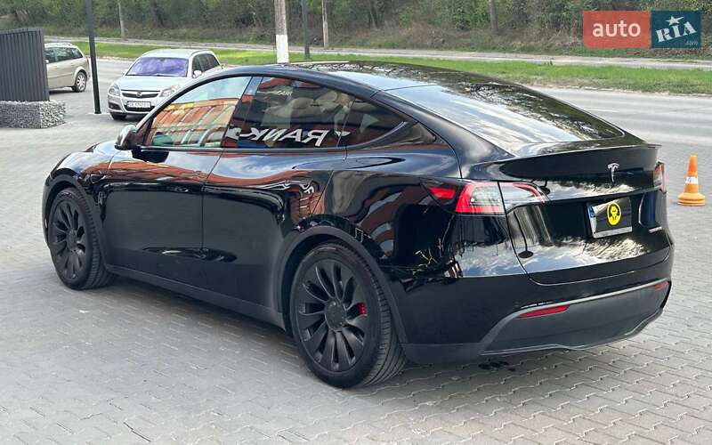 Внедорожник / Кроссовер Tesla Model Y 2020 в Черновцах