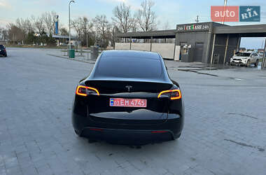 Позашляховик / Кросовер Tesla Model Y 2023 в 