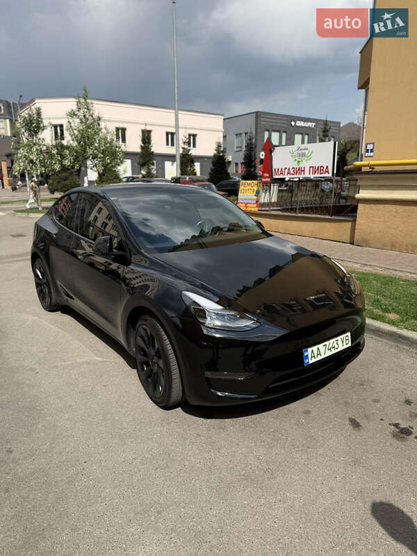 Внедорожник / Кроссовер Tesla Model Y 2022 в Киеве