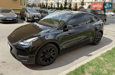Внедорожник / Кроссовер Tesla Model Y 2022 в Киеве