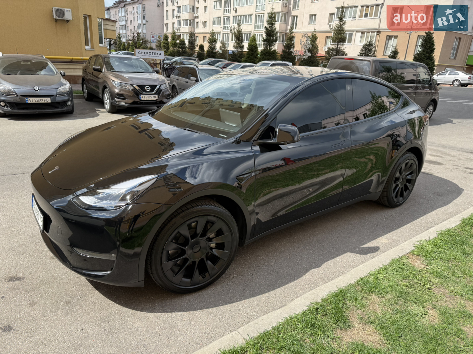 2022 Tesla Model Y - мініатюра 4