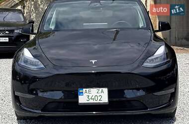 Позашляховик / Кросовер Tesla Model Y 2021 в 