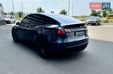 Внедорожник / Кроссовер Tesla Model Y 2021 в 