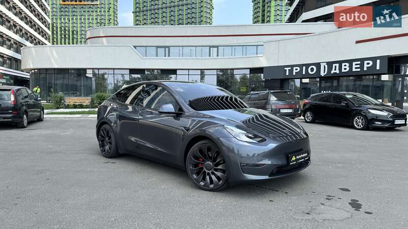 Внедорожник / Кроссовер Tesla Model Y 2021 в Киеве