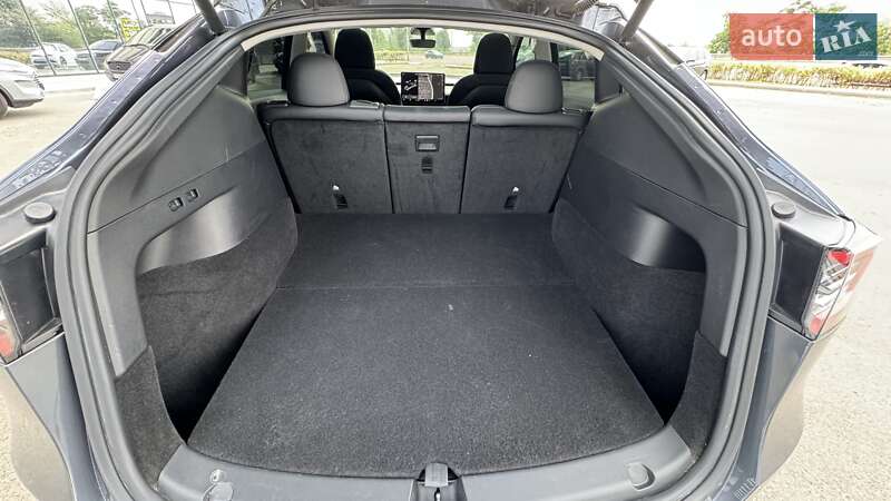 Внедорожник / Кроссовер Tesla Model Y 2021 в Киеве