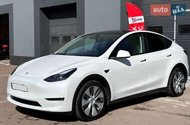 Внедорожник / Кроссовер Tesla Model Y 2023 в 