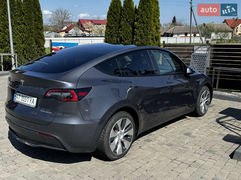 Внедорожник / Кроссовер Tesla Model Y 2022 в Ивано-Франковске