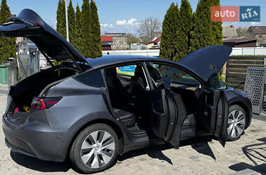 Внедорожник / Кроссовер Tesla Model Y 2022 в 