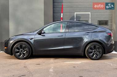 Внедорожник / Кроссовер Tesla Model Y 2024 в 