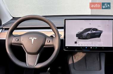 Внедорожник / Кроссовер Tesla Model Y 2024 в 
