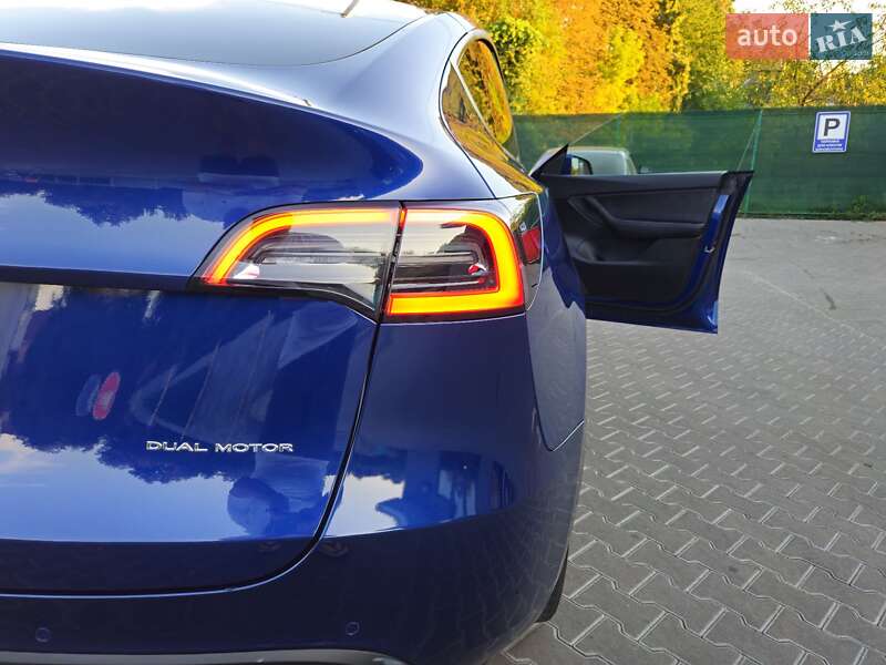 Внедорожник / Кроссовер Tesla Model Y 2021 в Обухове