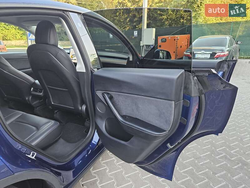 Внедорожник / Кроссовер Tesla Model Y 2021 в Обухове