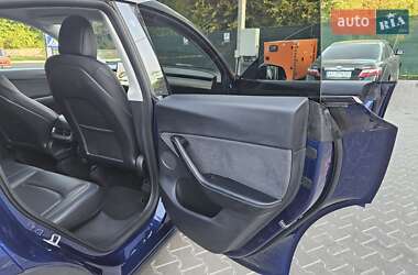 Внедорожник / Кроссовер Tesla Model Y 2021 в 