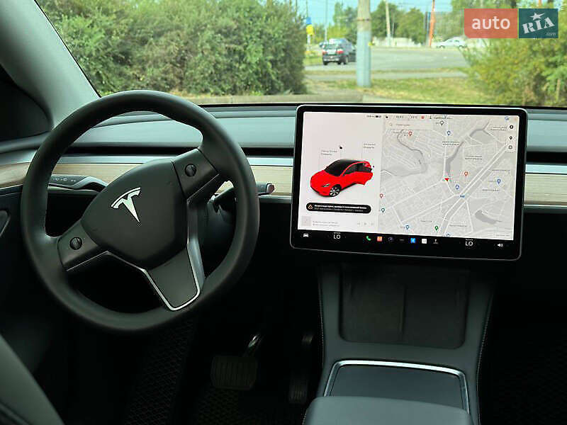 Внедорожник / Кроссовер Tesla Model Y 2023 в Киеве