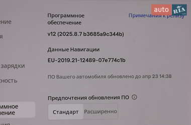 Позашляховик / Кросовер Tesla Model Y 2021 в 