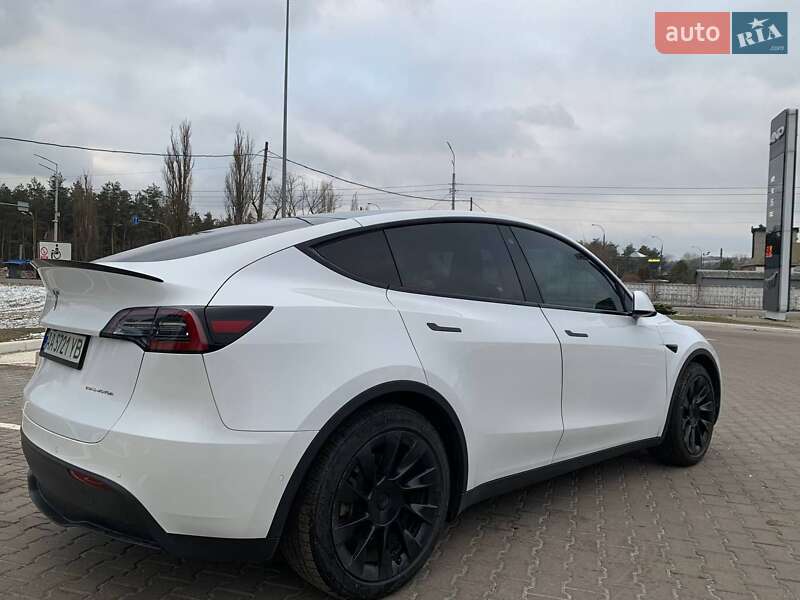 Позашляховик / Кросовер Tesla Model Y 2020 в Києві