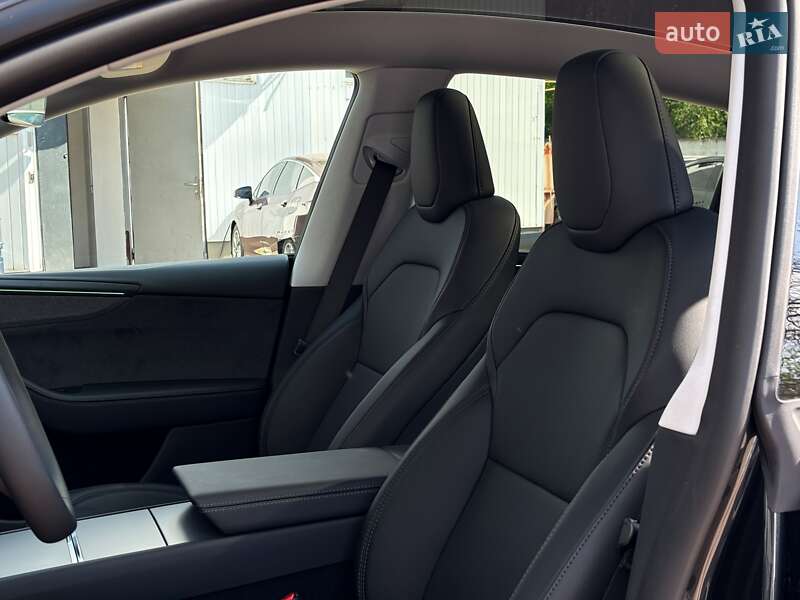 Внедорожник / Кроссовер Tesla Model Y 2025 в Киеве фото 14 Внедорожник / Кроссовер Tesla Model Y 2025 в Киеве