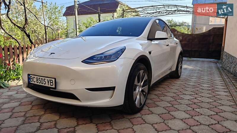 Внедорожник / Кроссовер Tesla Model Y 2021 в Львове