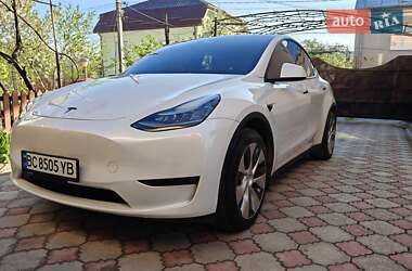 Внедорожник / Кроссовер Tesla Model Y 2021 в 