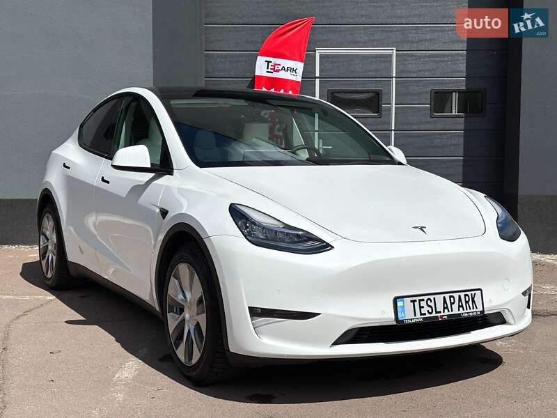 Внедорожник / Кроссовер Tesla Model Y 2022 в Киеве