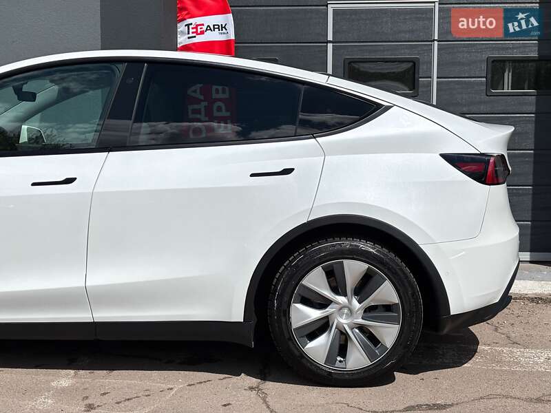 Внедорожник / Кроссовер Tesla Model Y 2022 в Киеве