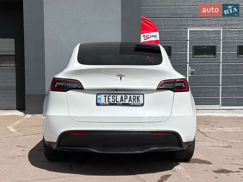 Внедорожник / Кроссовер Tesla Model Y 2022 в Киеве