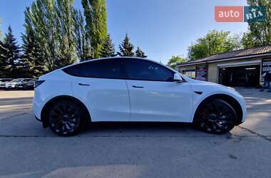 Позашляховик / Кросовер Tesla Model Y 2022 в 