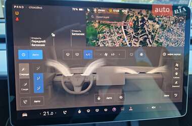 Позашляховик / Кросовер Tesla Model Y 2022 в 