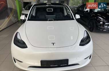 Внедорожник / Кроссовер Tesla Model Y 2023 в 