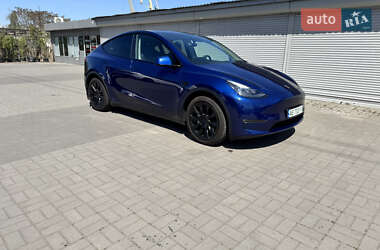 Внедорожник / Кроссовер Tesla Model Y 2023 в 