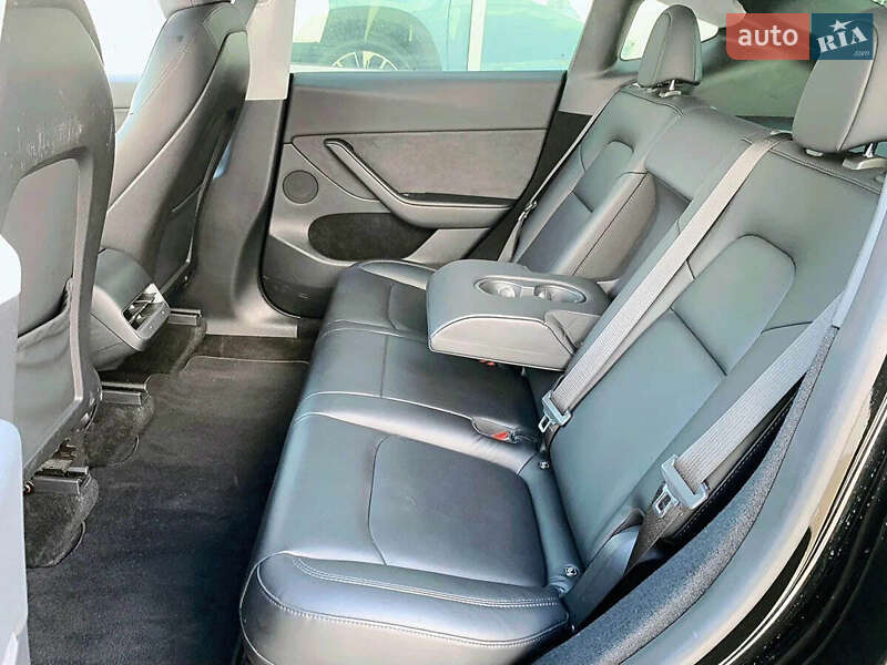 Внедорожник / Кроссовер Tesla Model Y 2023 в Одессе