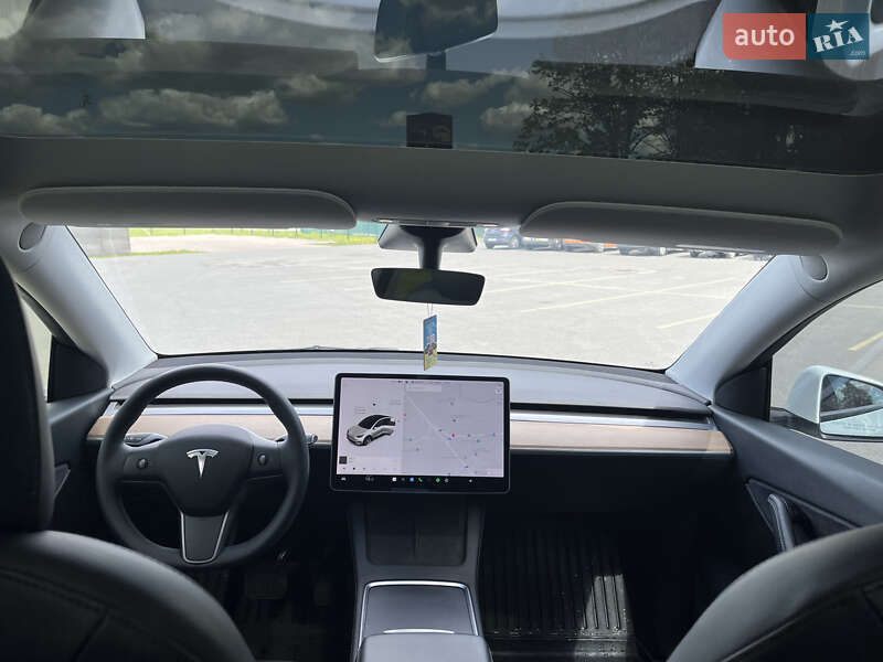 Внедорожник / Кроссовер Tesla Model Y 2021 в Чернигове