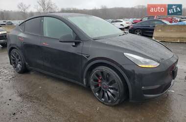 Позашляховик / Кросовер Tesla Model Y 2022 в 