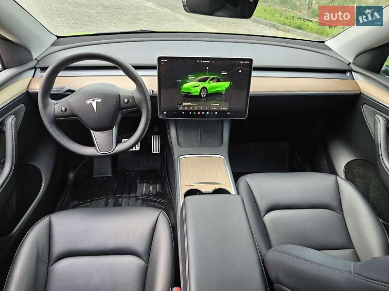 Позашляховик / Кросовер Tesla Model Y 2023 в Трускавці