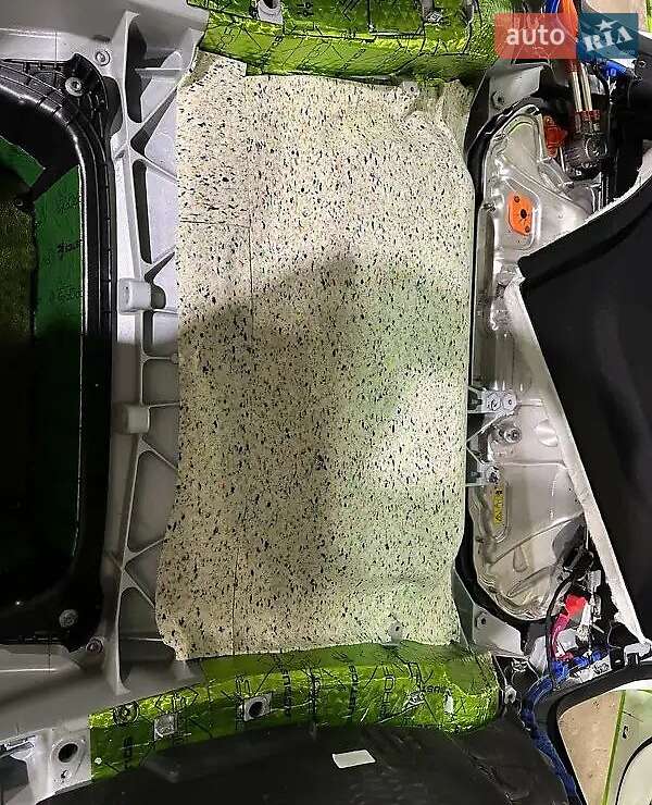 Позашляховик / Кросовер Tesla Model Y 2023 в Трускавці