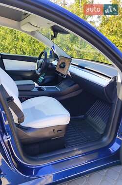 Внедорожник / Кроссовер Tesla Model Y 2022 в 